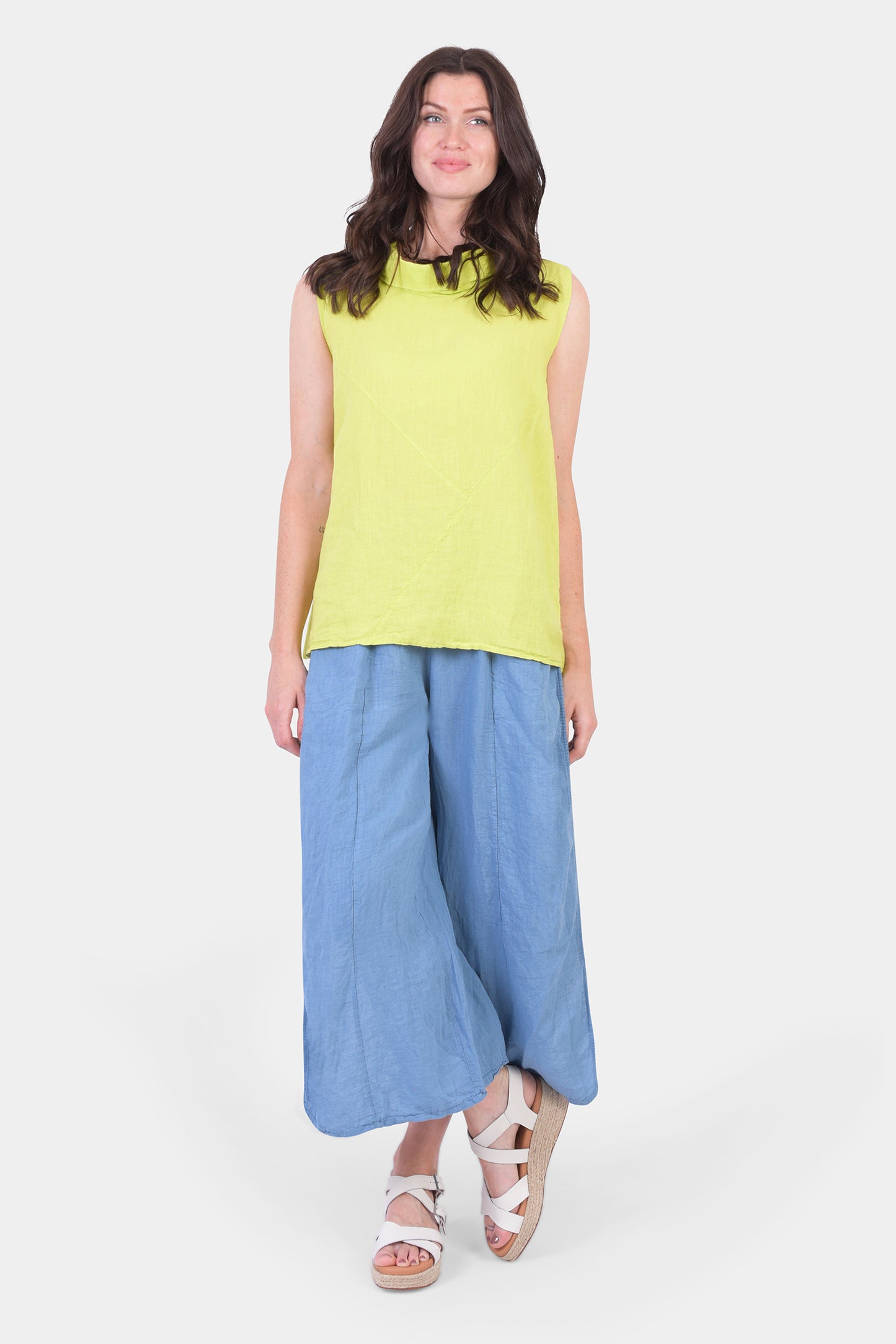 Bellona Top