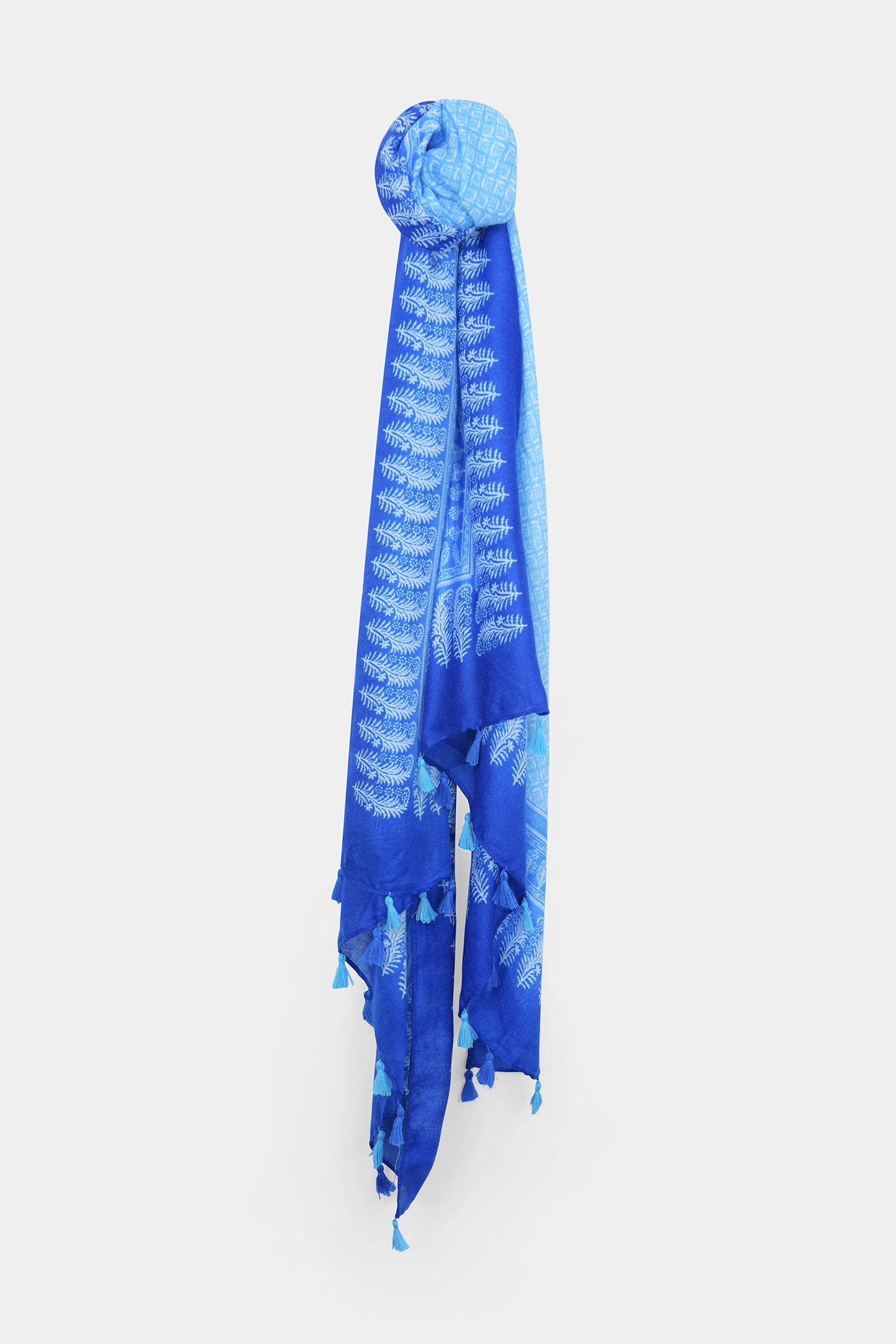 Nina Scarf