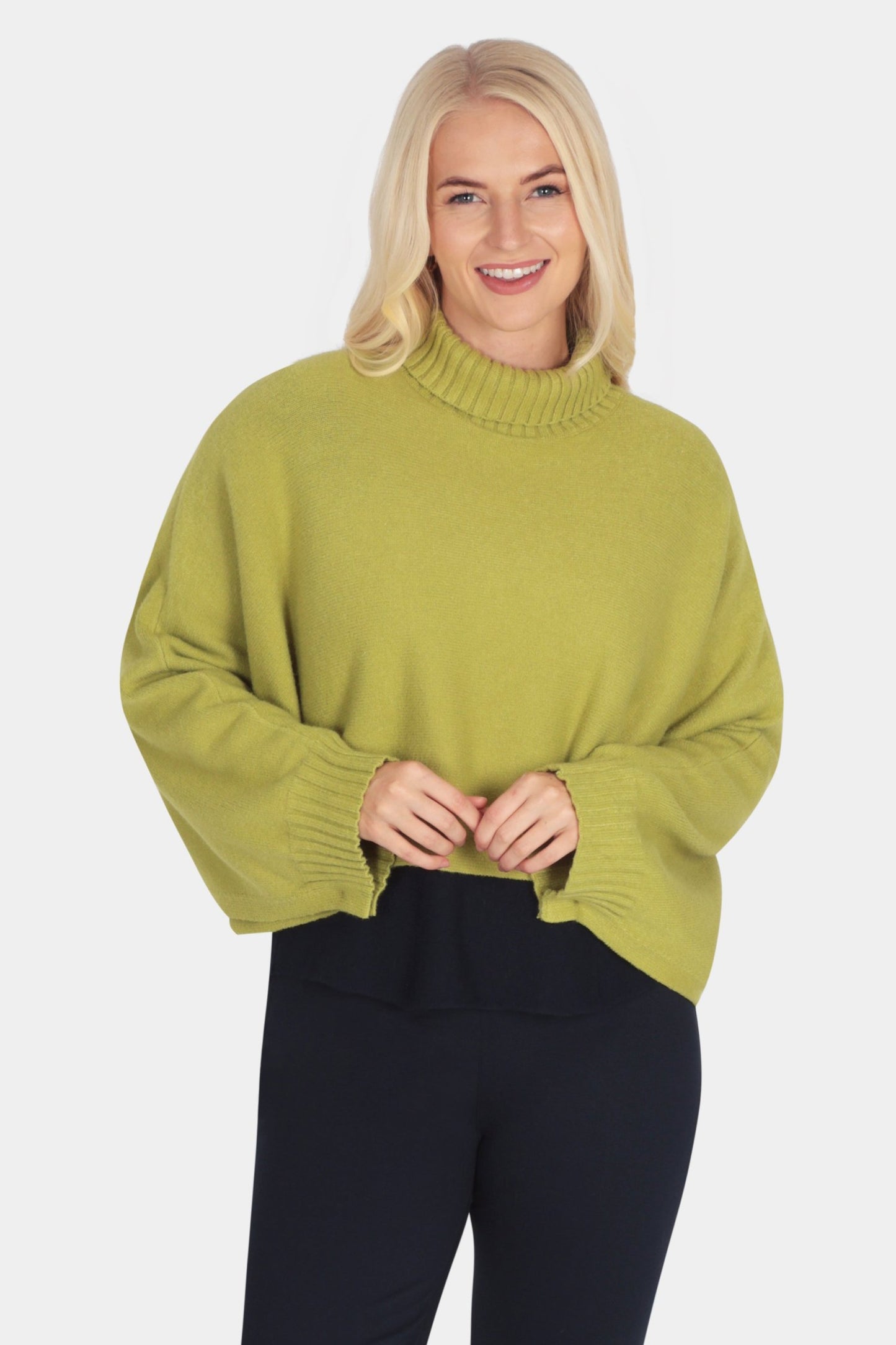 Gillie Cropped Poncho